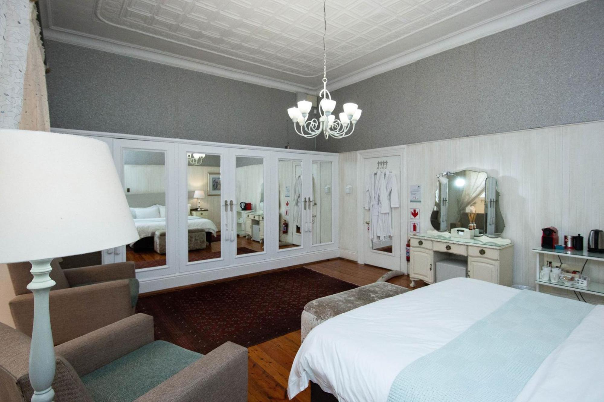 Oleander Guest House Kimberley Kültér fotó