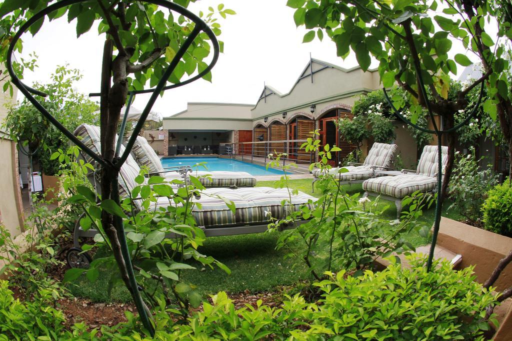 Oleander Guest House Kimberley Kültér fotó